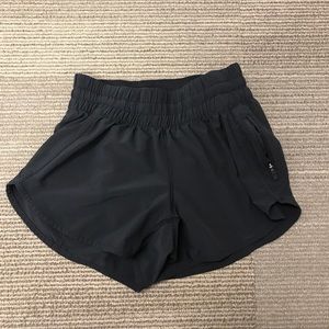 Lululemon Tracker Short V 4’’